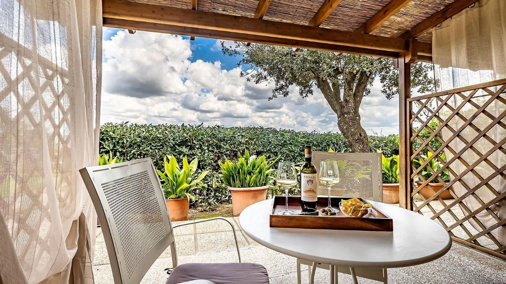 Çiftlik konaklama Agriturismo Cesani San Gimignano İtalya